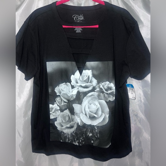 NWT Rue21 Plus Black Graphic Tee Size 2x - Picture 1 of 3